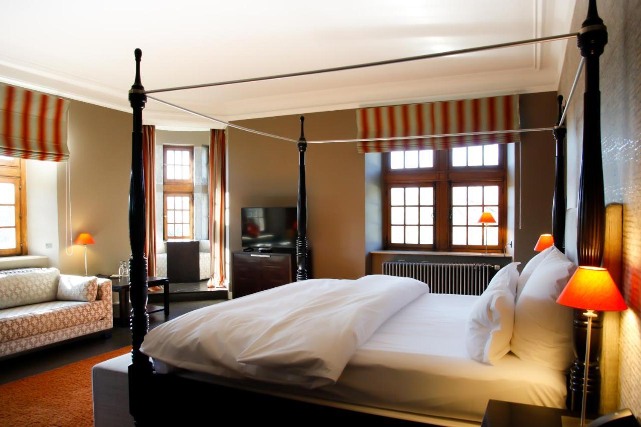 Royal Suite,1352983633:JPEG