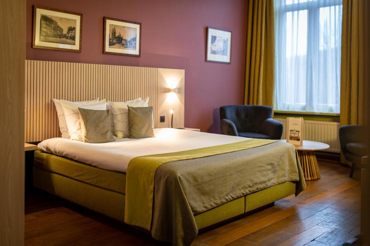 Large Double Room,1356278717:JPEG